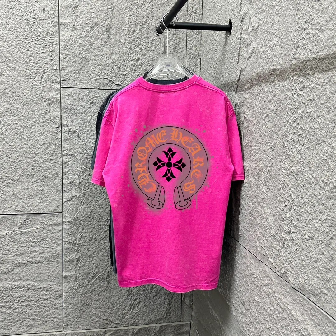🅿️180 CH* Crow Heart* 2025 spring and summer new style Snowflake distressed washed retro round neck short sleeves Chest and front logo Horseshoe print on front and back Customized fabric Short-sleeved T-shirt Unisex Size: S M L XL XXL Color: Snowflake Black Snowflake Gray Snowflake Pink Snowflake Blue